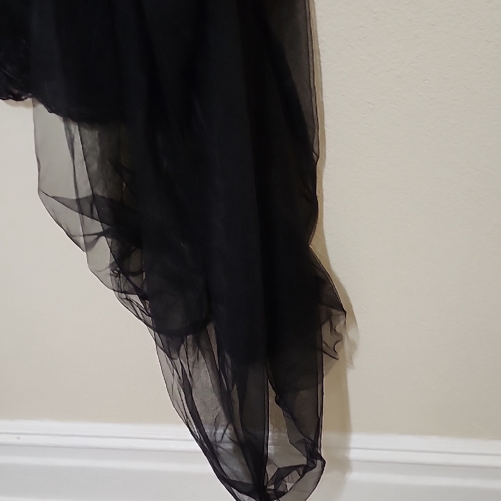 Elegant Black Mini Dress - Picture 5 of 16